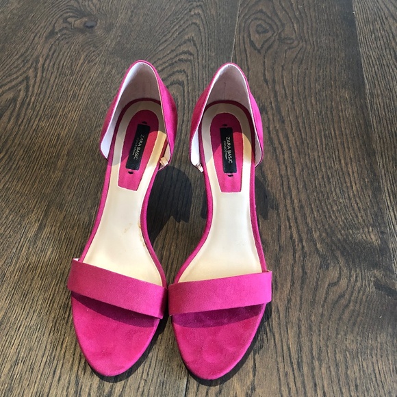 Pink Pumps - Picture 1 of 5